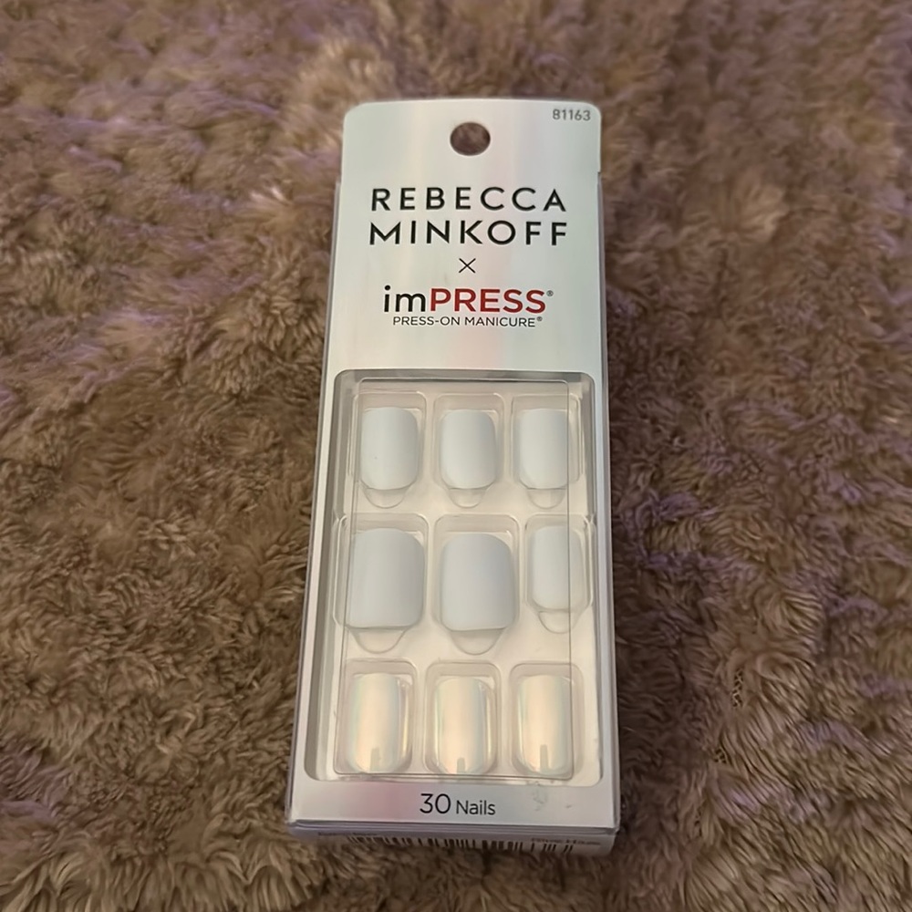 Impress nails